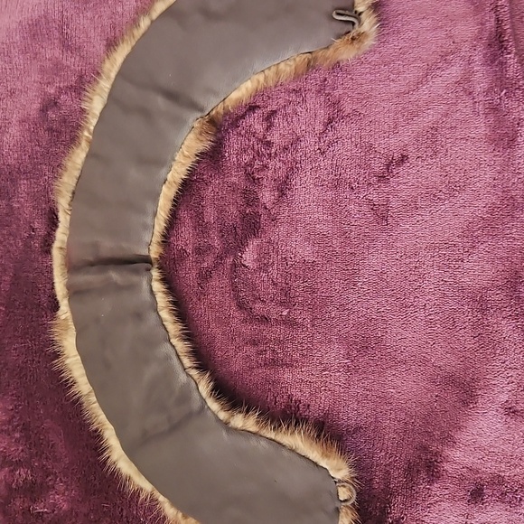 Vintage Mink Collar - Picture 3 of 9
